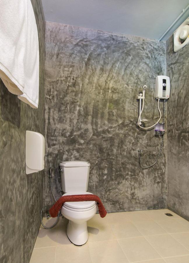 Amity Poshtel Krabi Exterior foto